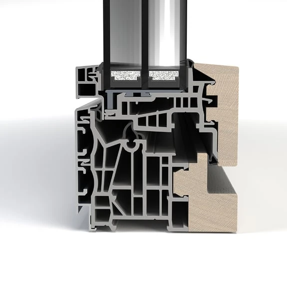 Coupe d'un profilé de fenêtre FIN-Project Finstral : noyau PVC multichambre, peau aluminium côté extérieur, parement bois côté intérieur (illustration Finstral)
